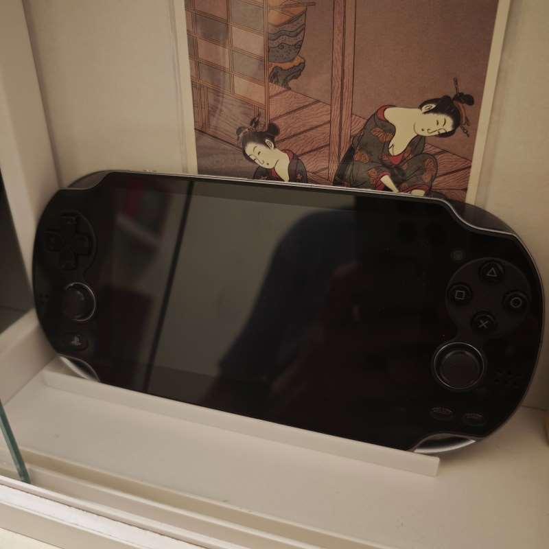 Tragbarer Spielkonsolen-Stände – Gaming Console In Bewertung und Preis